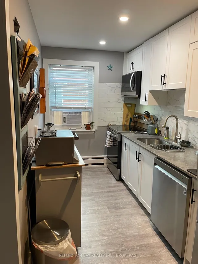 Additional image 11 of 5 Applewood Ave Unit 8