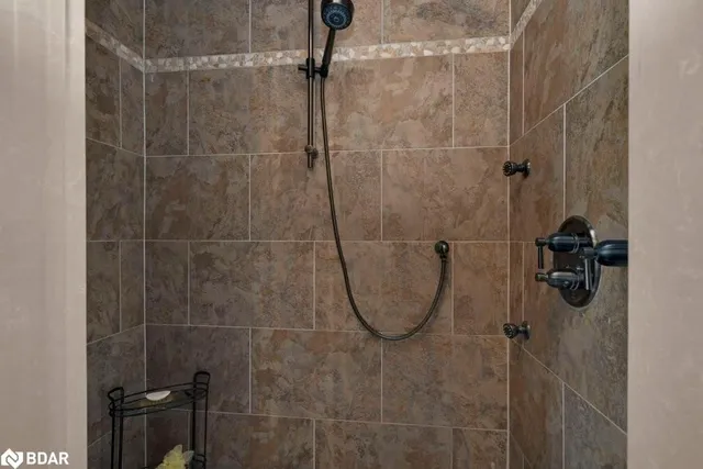 Additional image 21 of 46 Scott St