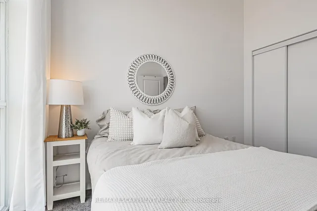 Additional image 13 of 460 Dundas St Unit 505