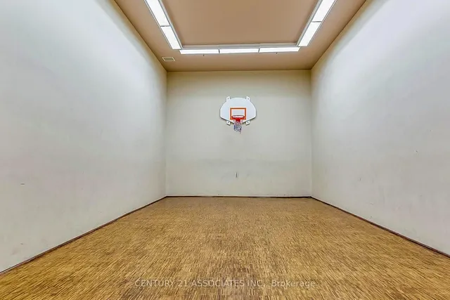 Additional image 33 of 5 Lisa St Unit 402