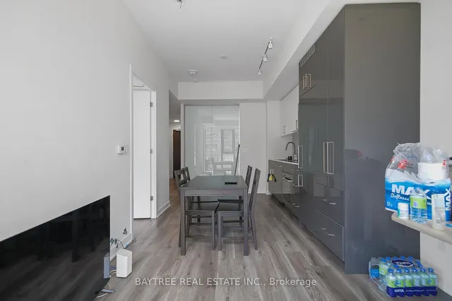 Additional image 7 of 840 St Clair Ave Unit 613