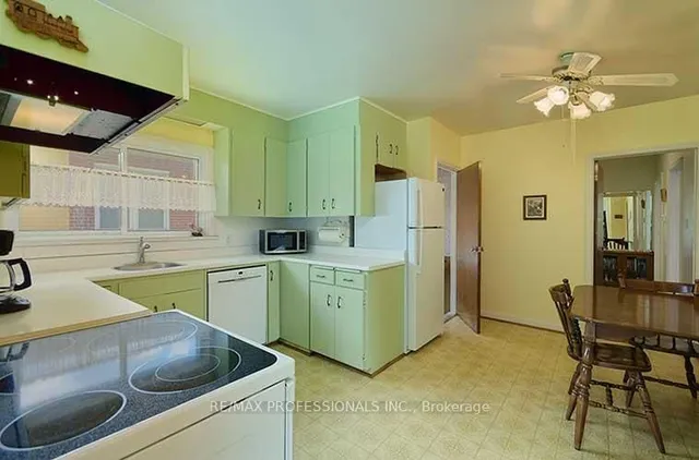 Additional image 14 of 10 Golfwood Hts