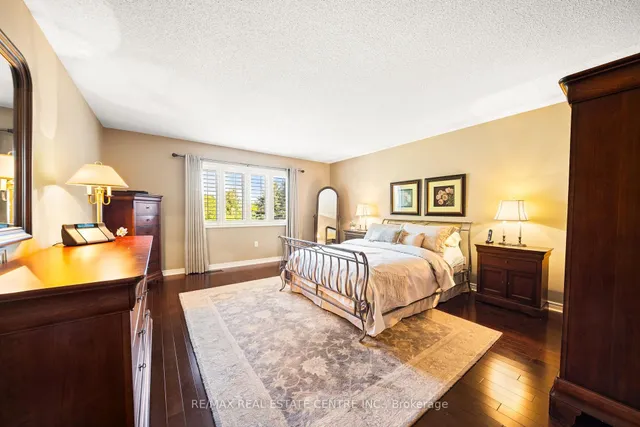 Additional image 31 of 4165 Stonebridge Cres