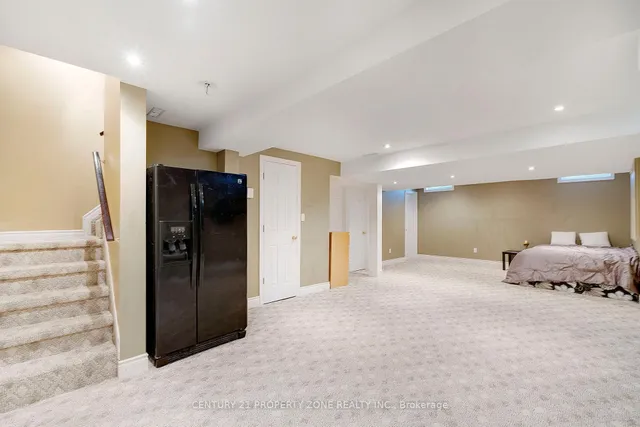 Additional image 26 of 185 Brisdale Dr