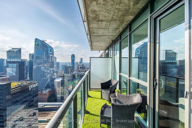 Additional image 17 of 65 Bremner Blvd Unit 4503