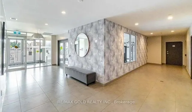 Additional image 5 of 716 Main St