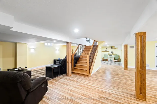 Additional image 33 of 286 Winfield Terr