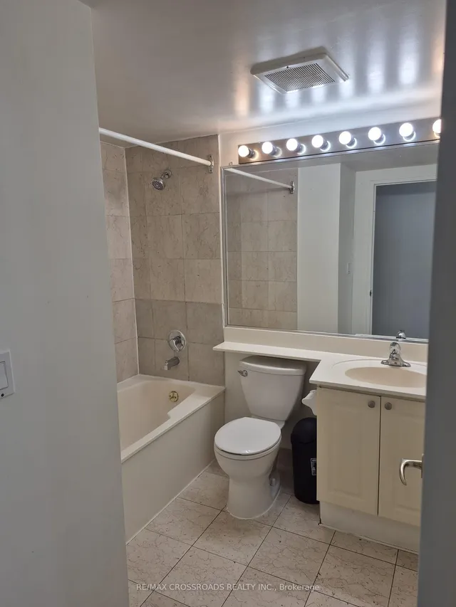 Additional image 6 of 8 Lee Centre Dr Unit 2112
