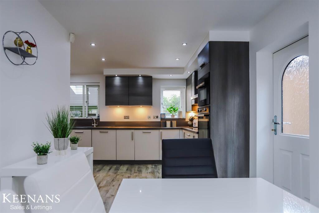 Additional image 45 of Bronte Avenue, Burnley