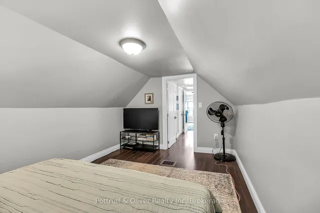 Additional image 22 of 49 EAST BEND Ave