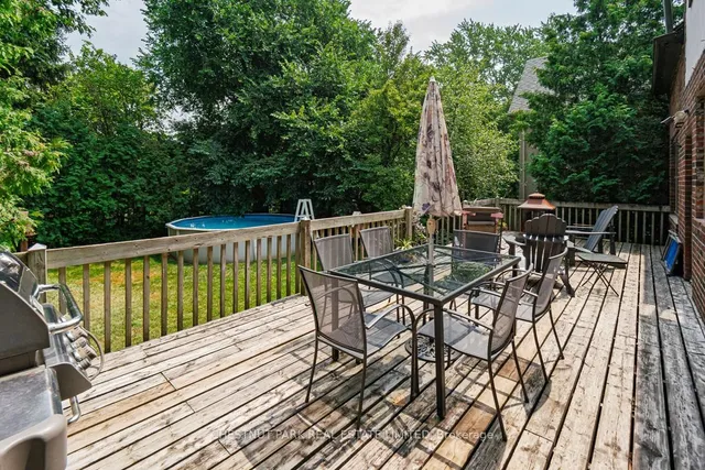 Additional image 25 of 233 Yonge Blvd