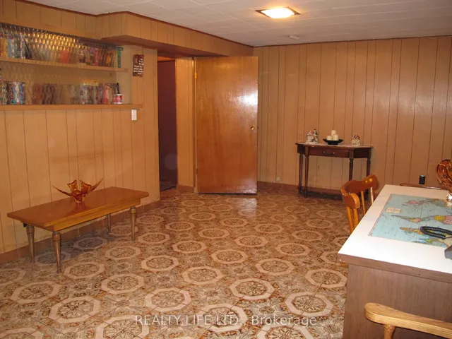 Additional image 34 of 4 Rosalie Ave