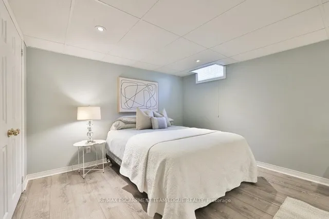 Additional image 30 of 4245 Cole Cres