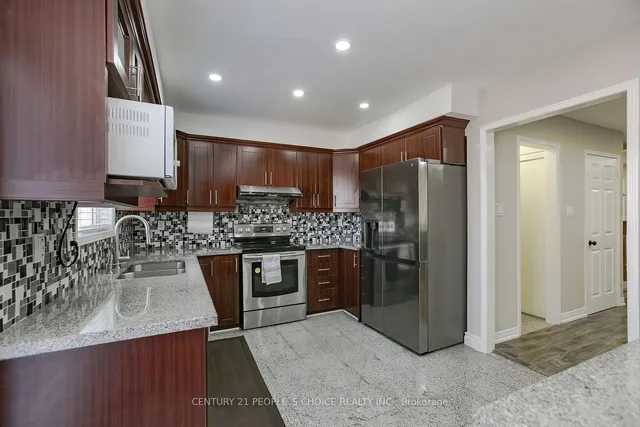 Additional image 17 of 27 Caruso Dr