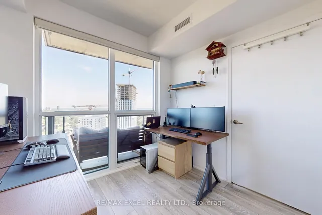 Additional image 22 of 30 Gibbs Rd Unit 1708