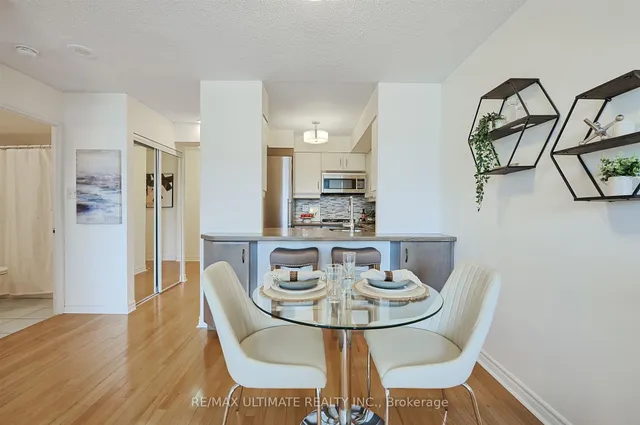 Additional image 13 of 39 Parliament St Unit 808