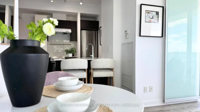 Additional image 9 of 42 Charles St Unit 2409