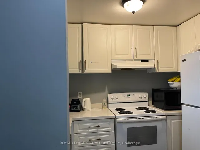 Additional image 6 of 3050 Ellesmere Rd Unit 1604