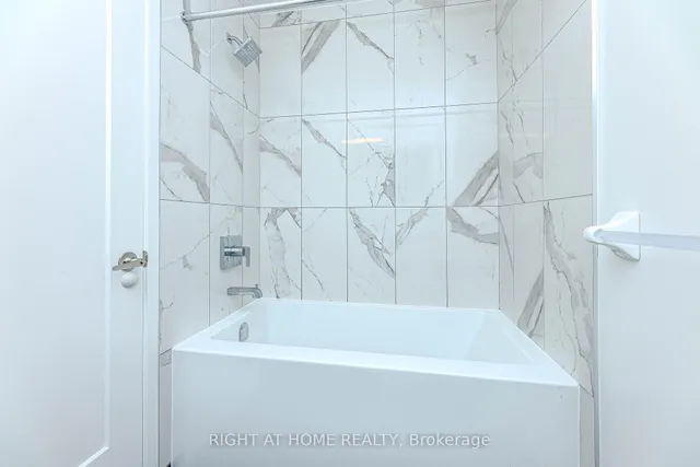 Additional image 30 of 70 Princess St Unit 2616