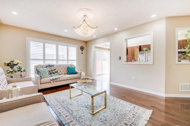 Additional image 18 of 1107 Barr Cres