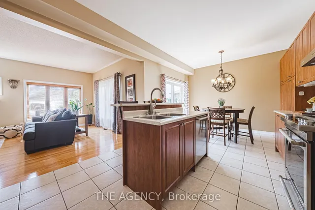 Additional image 11 of 636 Serafini Cres