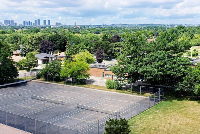 Additional image 21 of 1333 Bloor St Unit 805