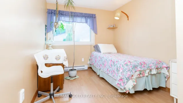 Additional image 20 of 17 Greenhills Sq