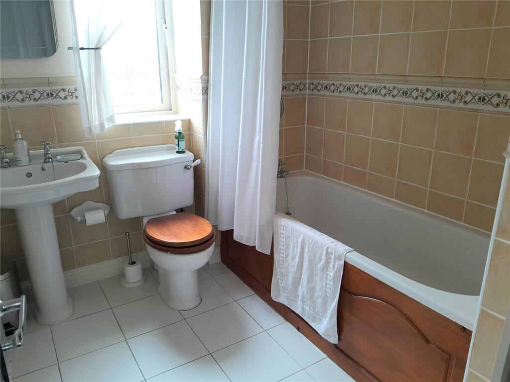 Additional image 18 of Radlow Crescent, BIRMINGHAM, West Midlands, B37