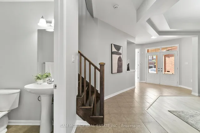 Additional image 12 of 73 Miracle Tr