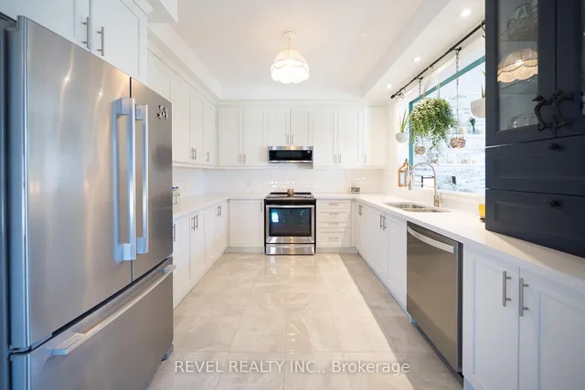 Additional image 10 of 320 Raymond Rd