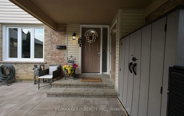 Additional image 3 of 72 COURTLEIGH Sq