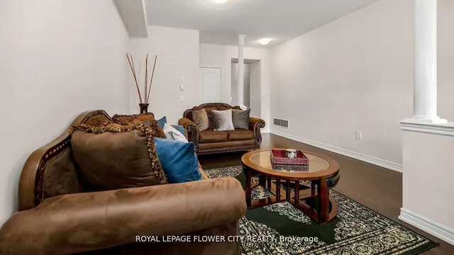 Additional image 31 of 36 Spokanne St