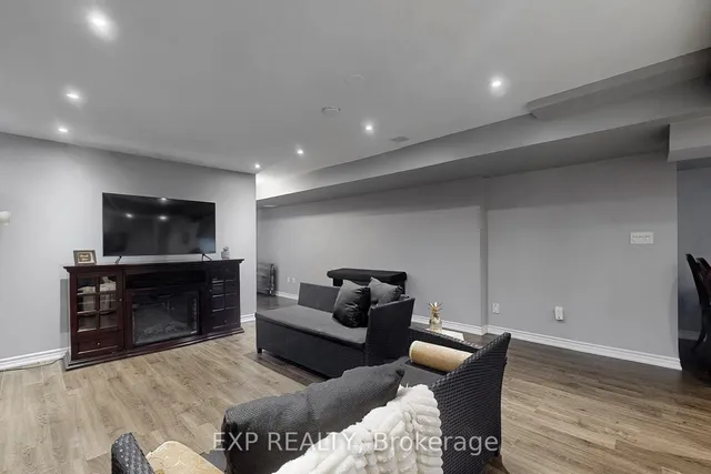 Additional image 21 of 30 Muzzo Dr Unit 15