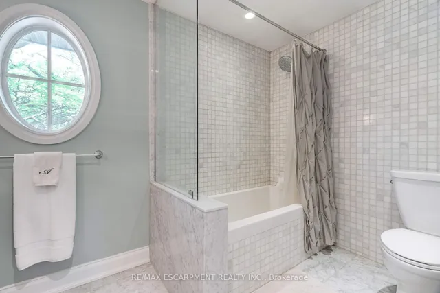 Additional image 22 of 640 George St