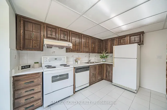 Additional image 16 of 2800 Midland Ave Unit 19