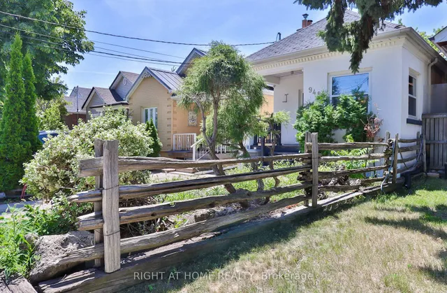 Additional image 3 of 948 Runnymede Rd