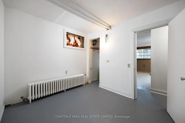 Additional image 32 of 25 Maxwell Ave