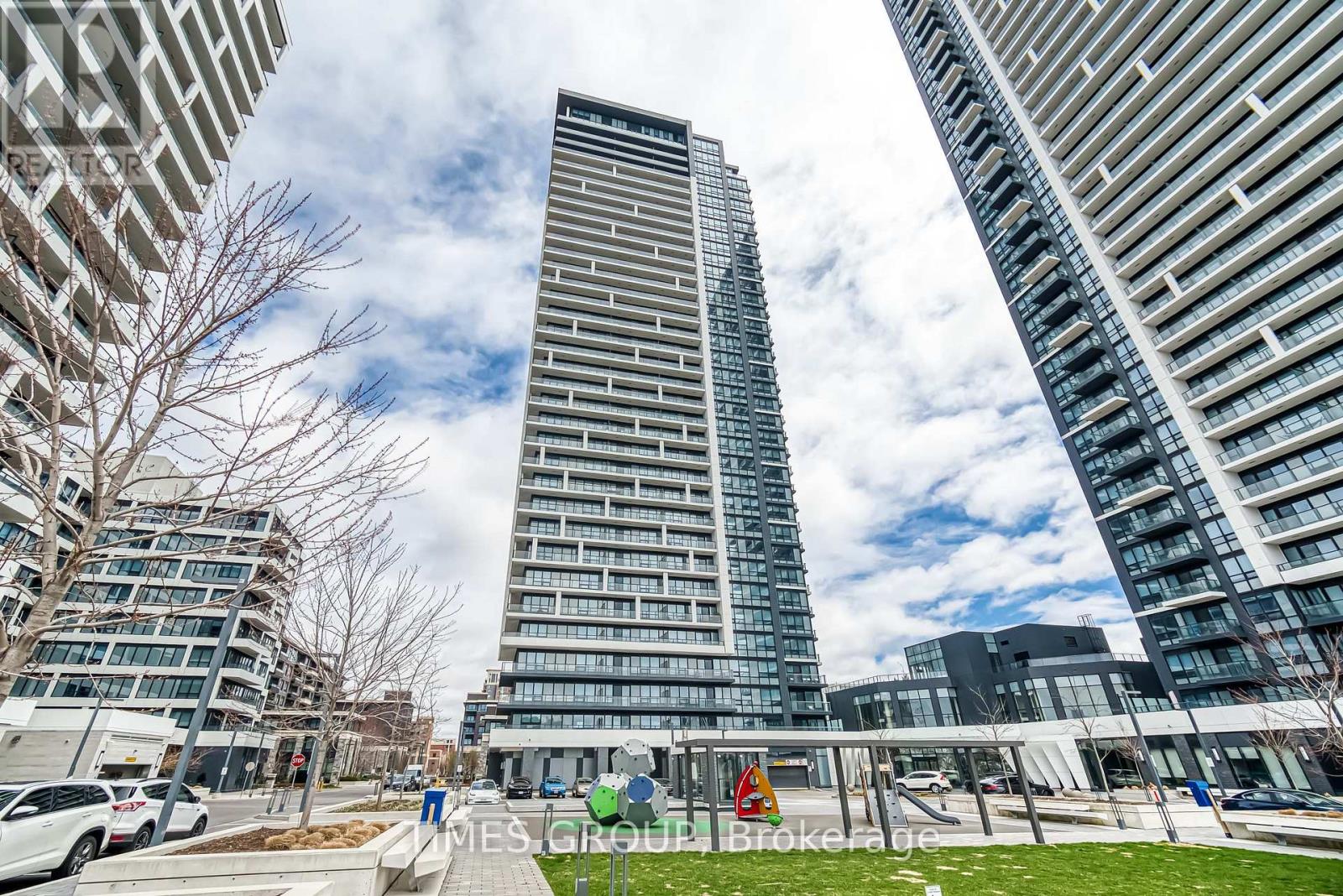 PH8 - 18 WATER WALK DRIVE|Markham (Unionville), Ontario L3R6L5