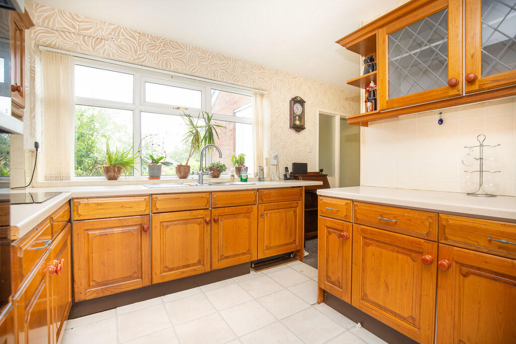 Additional image 6 of Mildenhall, Tamworth