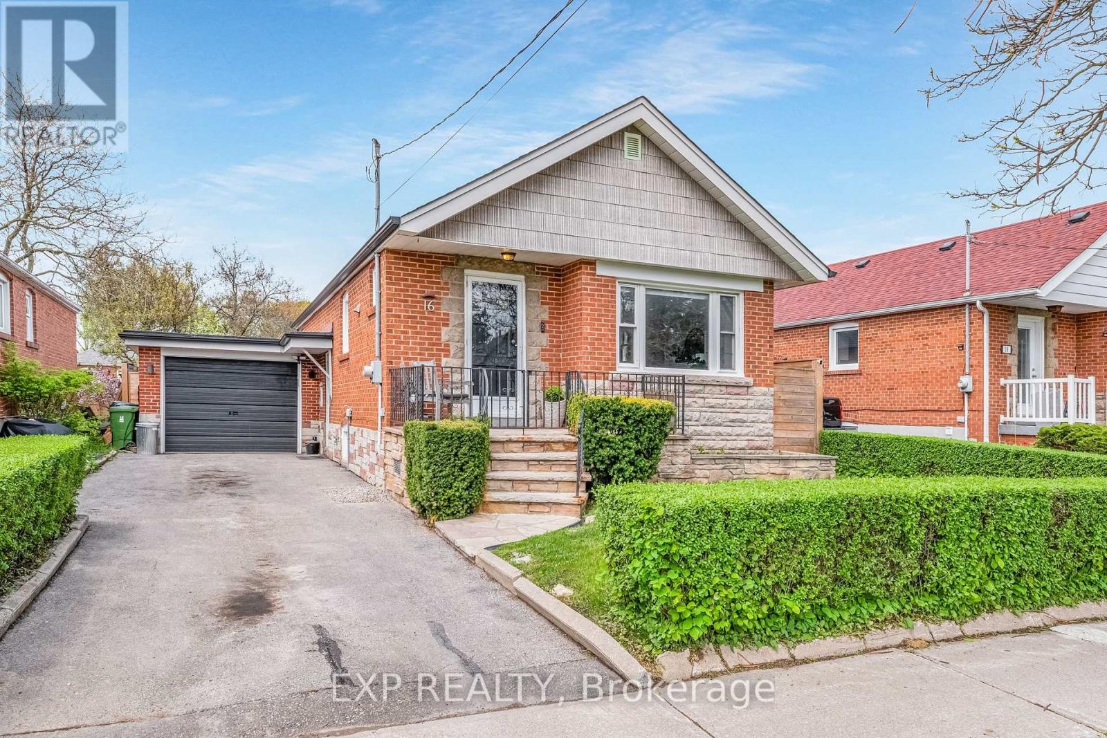 16 CAMILLA CRESCENT|Toronto (Clairlea-Birchmount), Ontario M1L1Z1