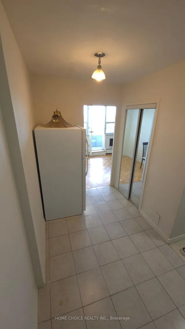 Additional image 21 of 3460 Keele St Unit 803