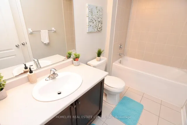 Additional image 36 of 71 Villadowns Tr