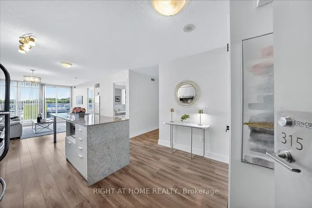 Additional image 3 of 29 Singer Crt Unit 315