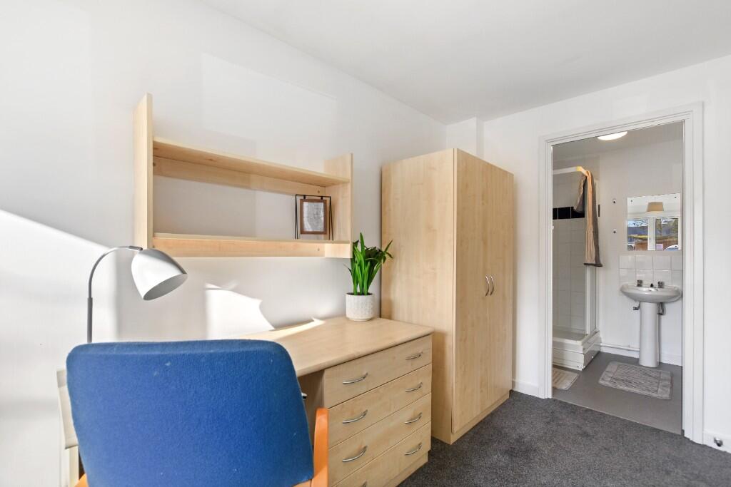 Additional image 8 of Lavender Crescent, St. Albans, Hertfordshire, AL3