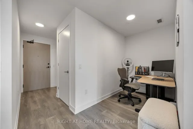 Additional image 12 of 130 River St Unit 601