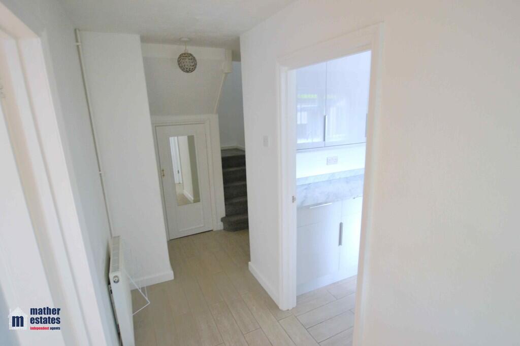 Additional image 3 of Burnside Close, Hatfield