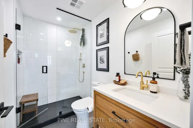 Additional image 33 of 2083 LakeShore Blvd Unit 1112