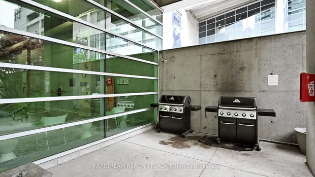 Additional image 29 of 81 Navy Wharf Crt Unit 2812