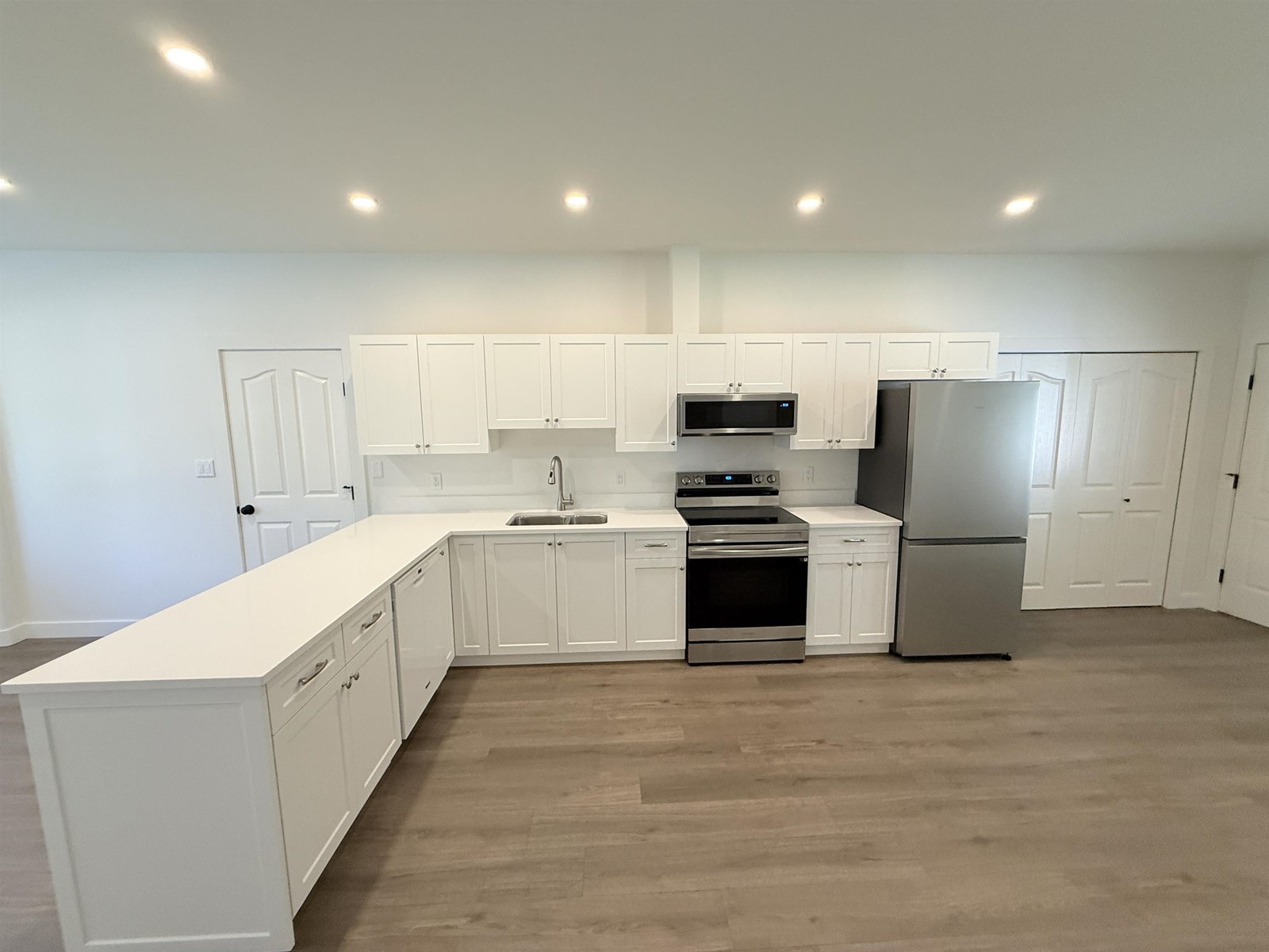 2643 128 STREET|Surrey, British Columbia V4A3W6