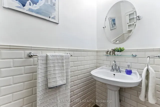 Additional image 22 of 286 LLOYMINN Ave